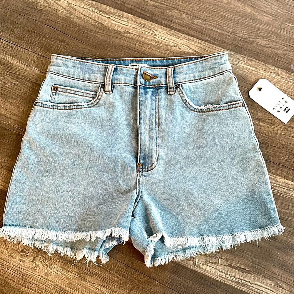 NWT BILLABONG